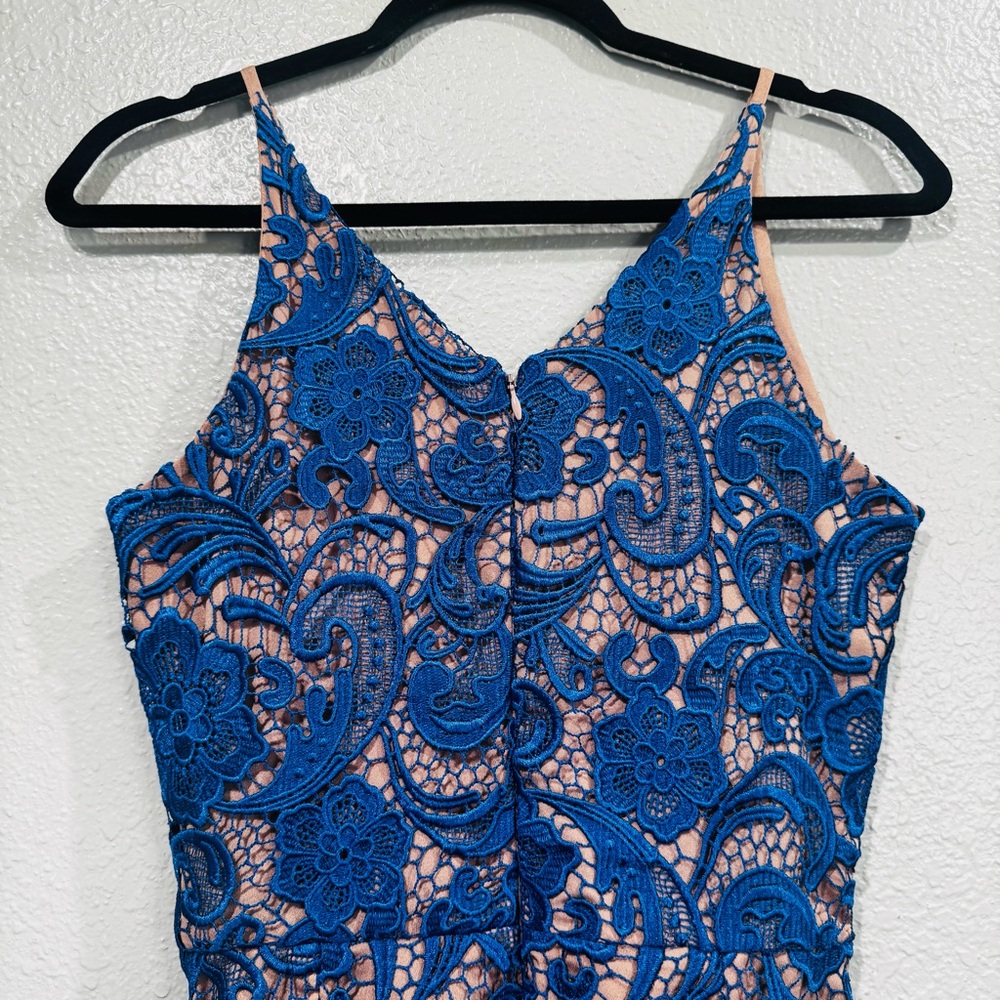 Dress the Population Allie Blue Lace Dress Size Medium - Picture 9 of 15